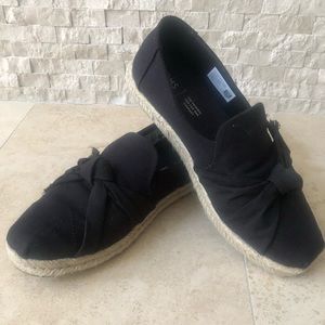 TOMS Black Alpargata Espadrille Slip-On, W 8.5